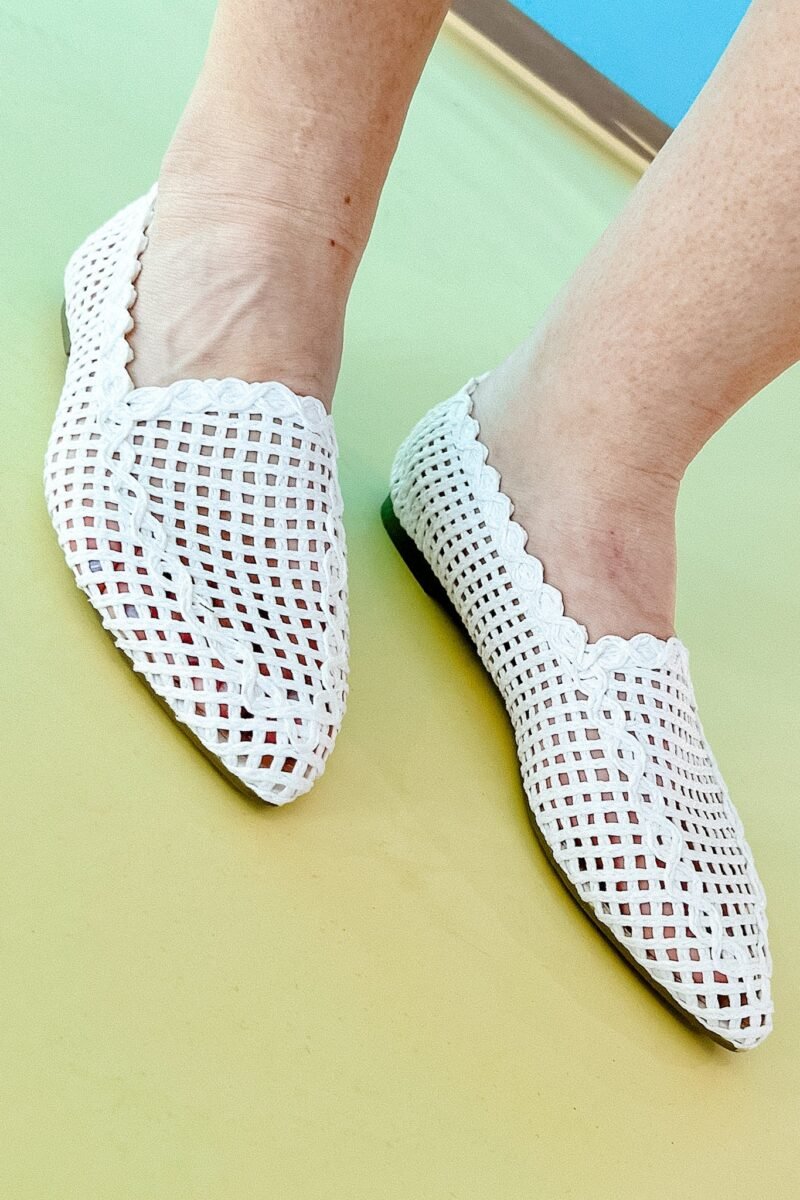Cameron Pointed-Toe Flats - Off White