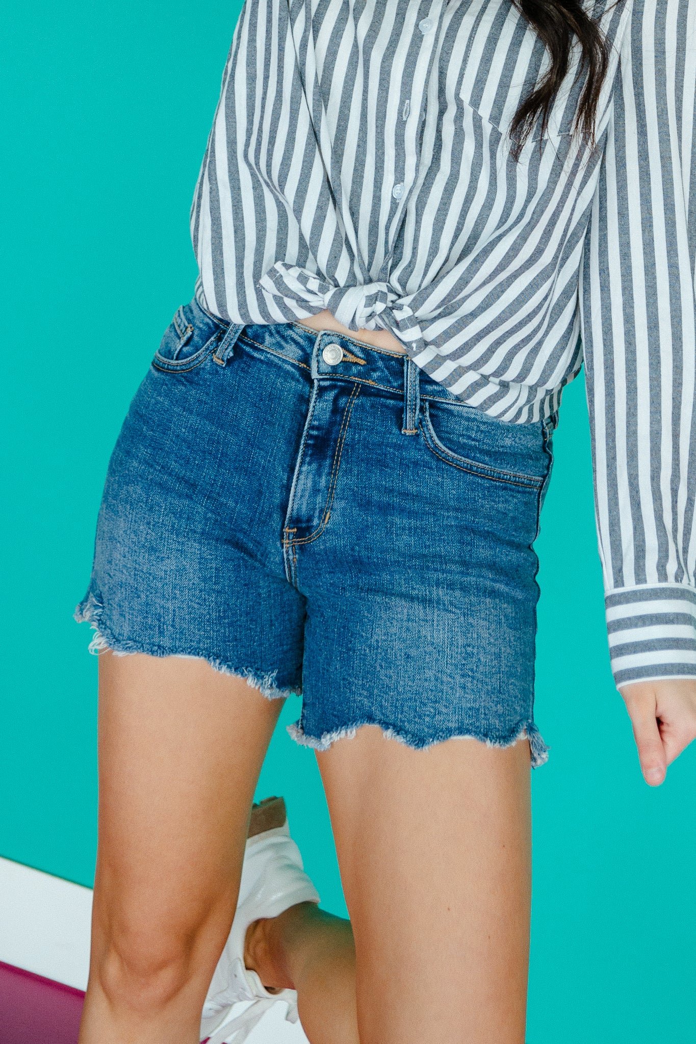 Brenna Hi-Lo Denim Shorts - Medium Wash