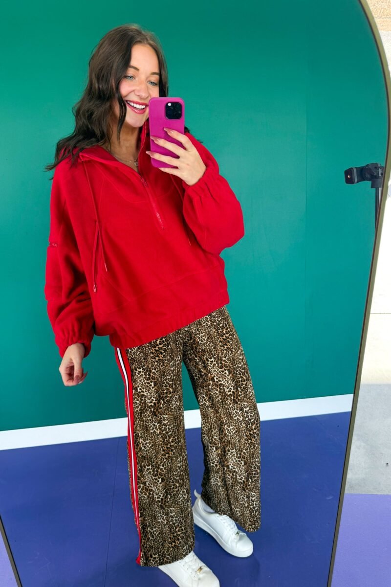 Hazel Hooded Pullover - Cool Red